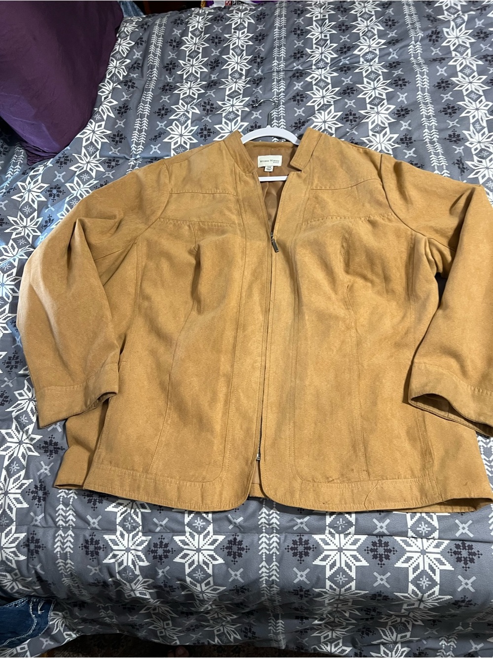 Classic Women's faux Tan Suede Zip-Front Jacket
